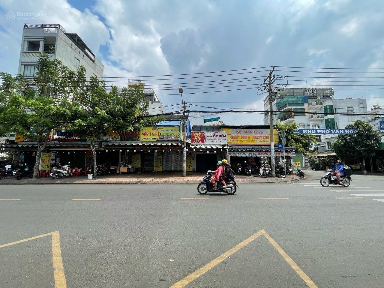 Bán cặp MT Tô Hiệu ngang 8m, 1 lầu, vỉa hè 10m, vị trí siêu đẹp! Bán cặp MT Tô Hiệu ngang 8m, 1 lầu, vỉa hè 10m, vị trí siêu đẹp!