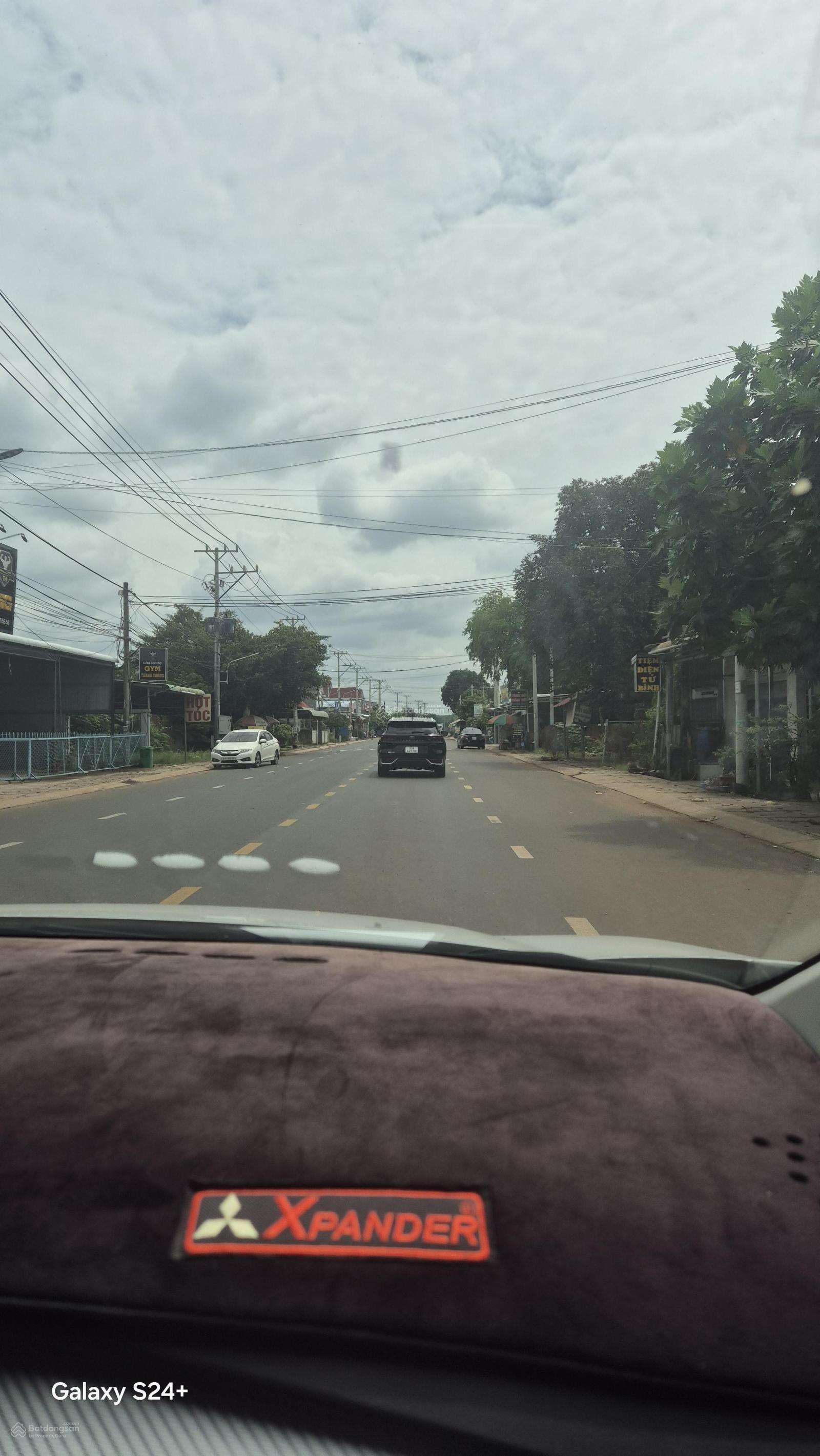 Bán đất tại Cao Bá Quát, 275 triệu, 250m2, pháp lý đầy đủ, giá cực chất