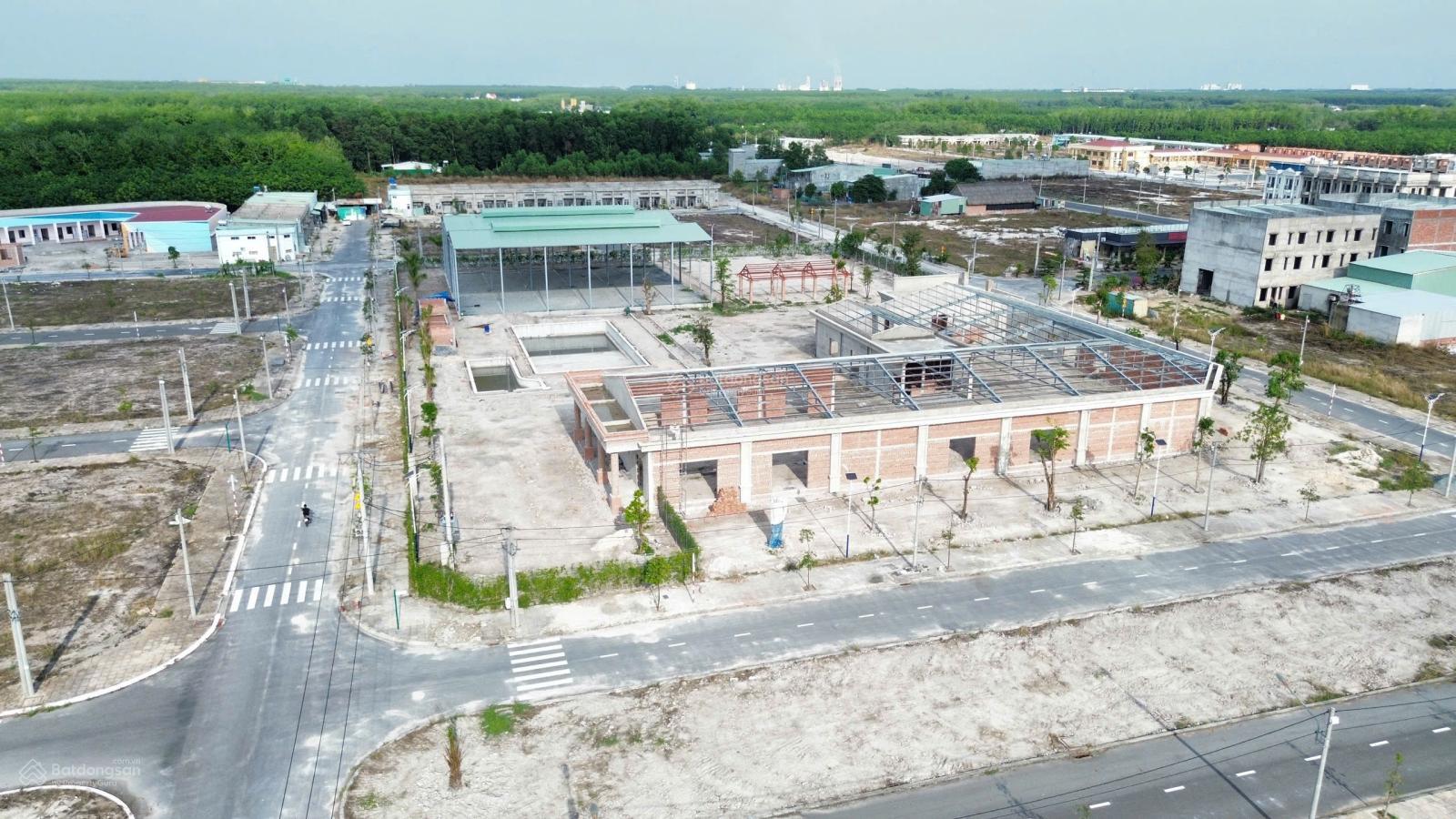 Bán gấp lô đất 85m2 thuộc dự án KĐT Phúc Hưng Golden, Chơn Thành, giá 25 triệu/m2