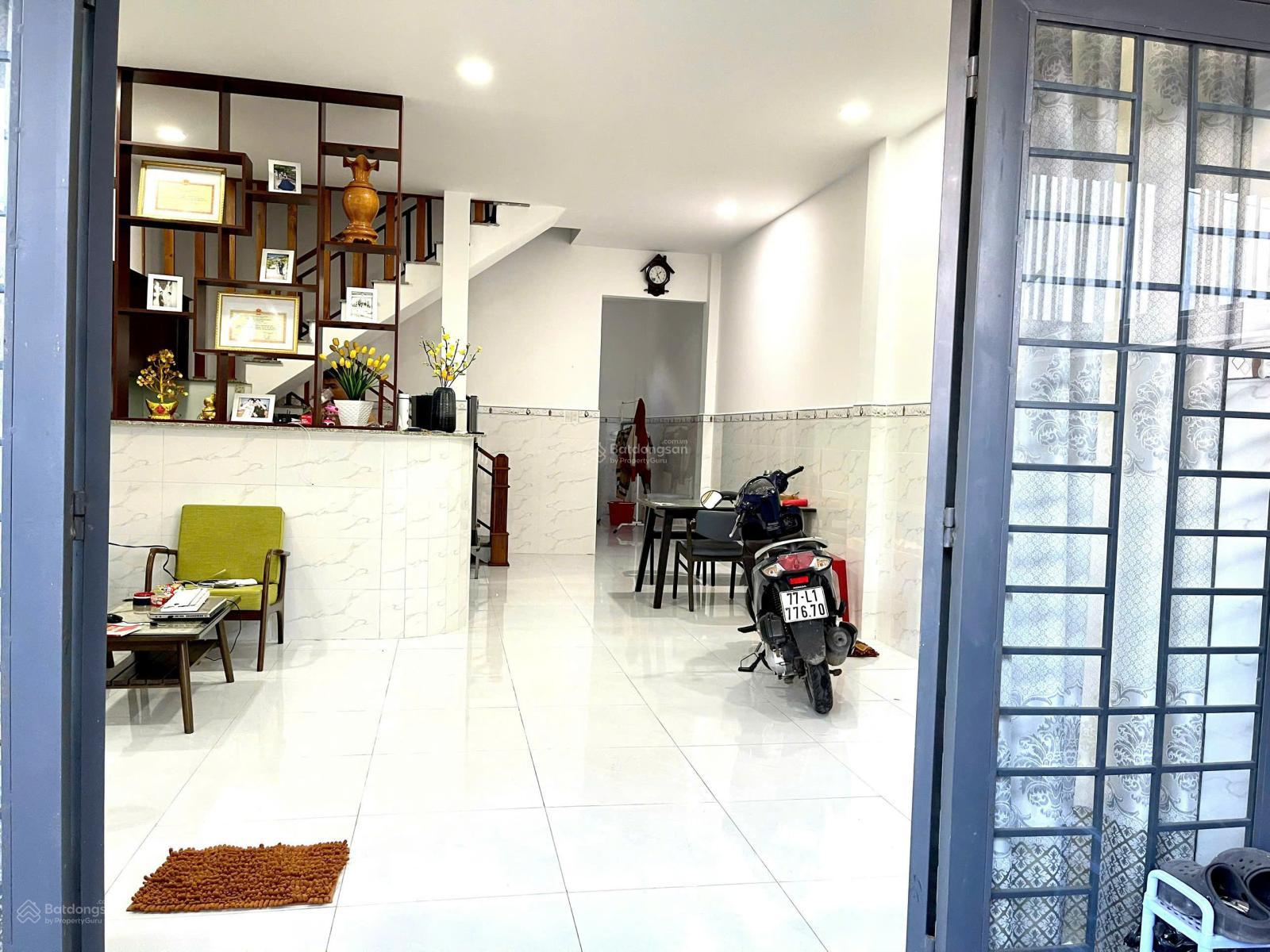 Cần Tiền Bán Nhanh Căn Nhà 3pn - Chỉ 2,1 tỷ Sổ Hồng Trao Tay - Nội Thất Full