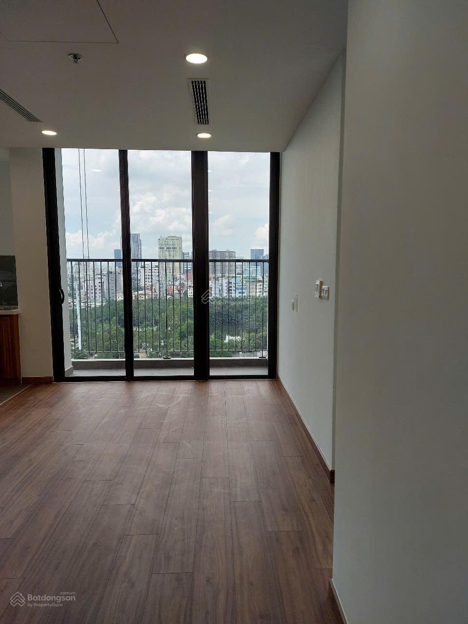 Giá cực tốt! Bán Eco Green, ĐÃ CÓ SỔ, 66m2, 2PN, 2WC, HR3 lầu trung, nội thất chủ đầu tư, 5.35 tỷ