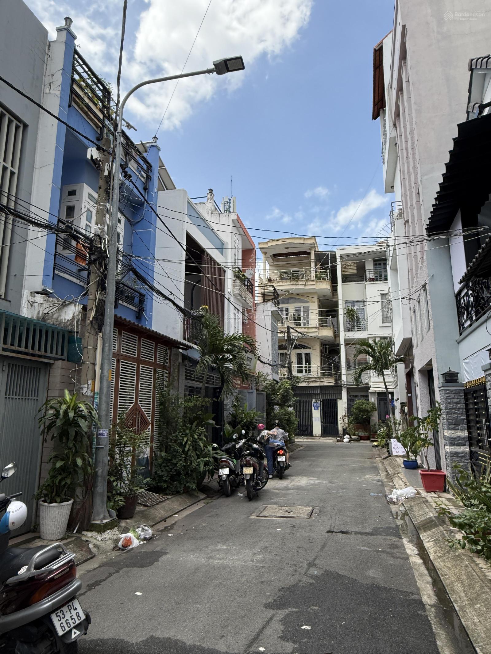 Bán nhà mặt đường rộng đường số 66 Tân Phong| Sổ hồng: 90m2 Full nội thất giá đẹp.