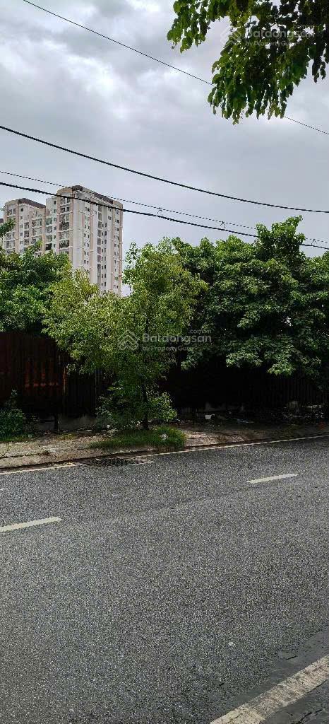 Cực hiếm! Hơn 3.300m² thổ cư, trung tâm Tân Phú, mặt tiền Kênh Tân Hóa, ngang 85m, 300 tỷ