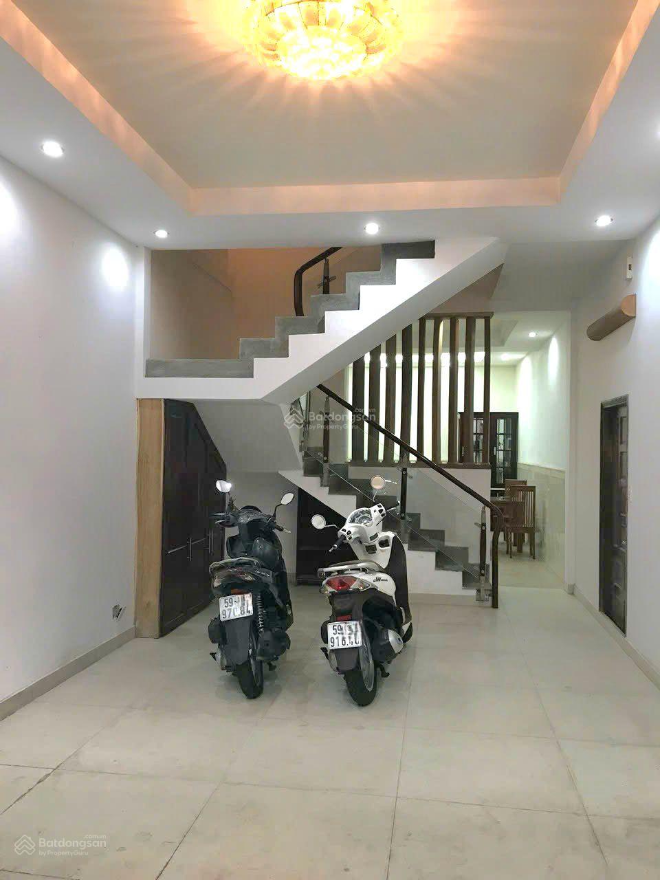 Căn HXH Phó Đức Chính 4 x 17m 4 tầng 5 phòng căn hàng hiếm trong khu vực này