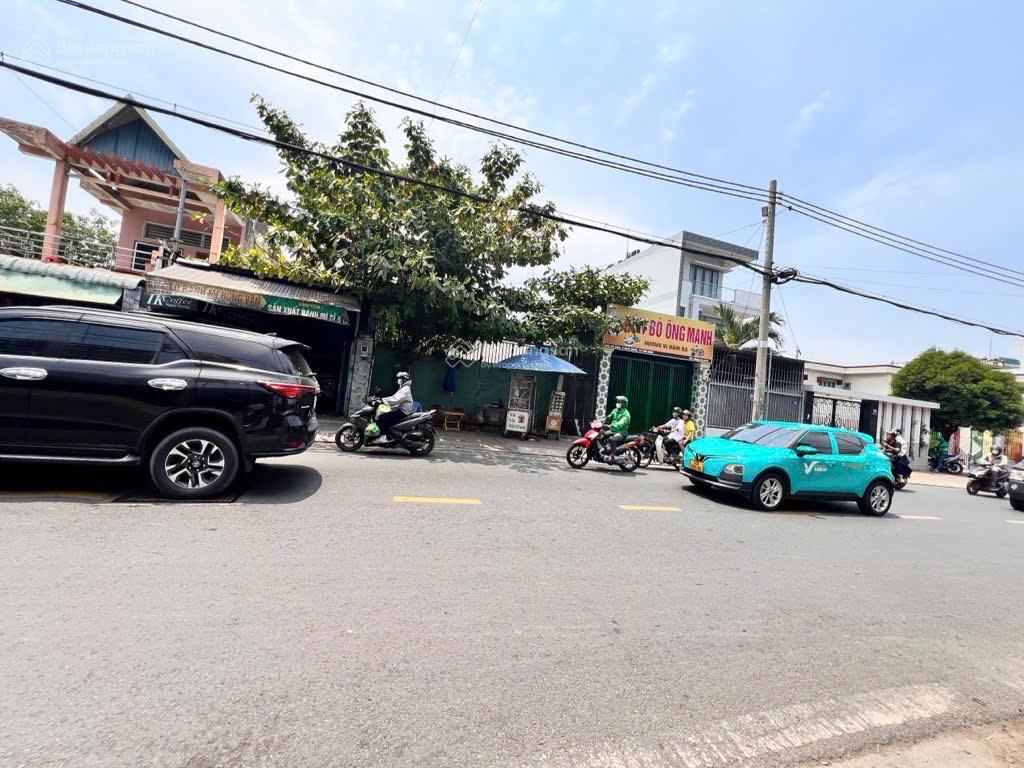 Bán đất 2 mặt tiền, Trung Tâm Thủ Đức, 525m², ngang 7.5m, nở hậu 12m, dài 52m, đường Gò Dưa, 35 tỷ