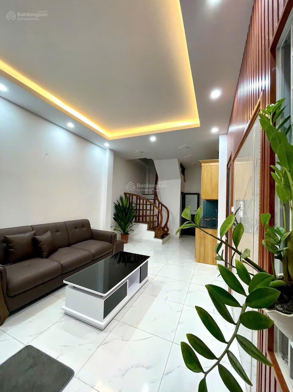 Cho thuê nhà riêng ngõ 146 đường 19/5 nhà mới tinh, full đồ, xách vali về ở ngay