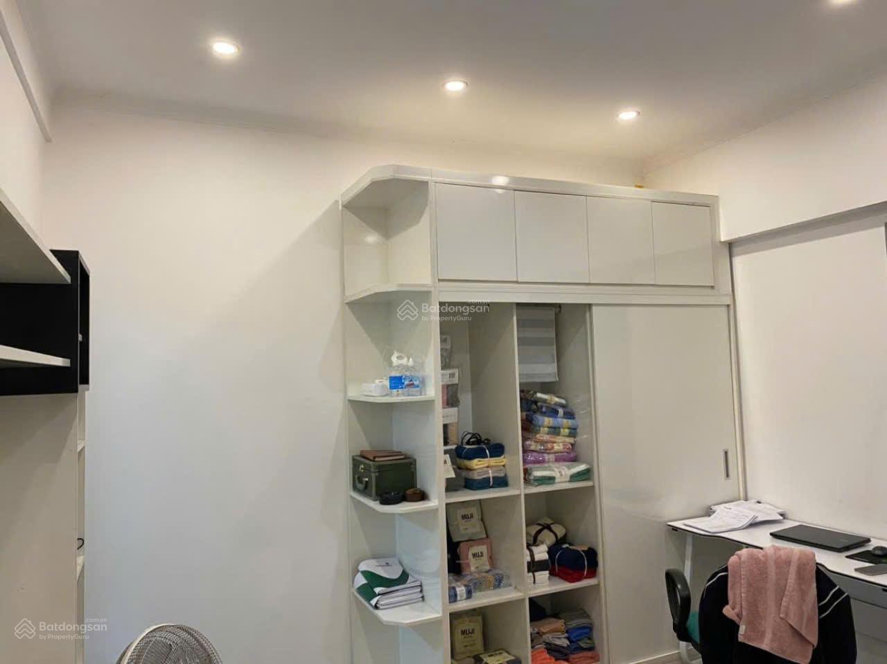 Bán căn hộ chung cư Nghiêm Xuân Yêm, Bắc Linh Đàm, Hoàng Mai, siêu đẹp, 82m2, 5.2 tỷ