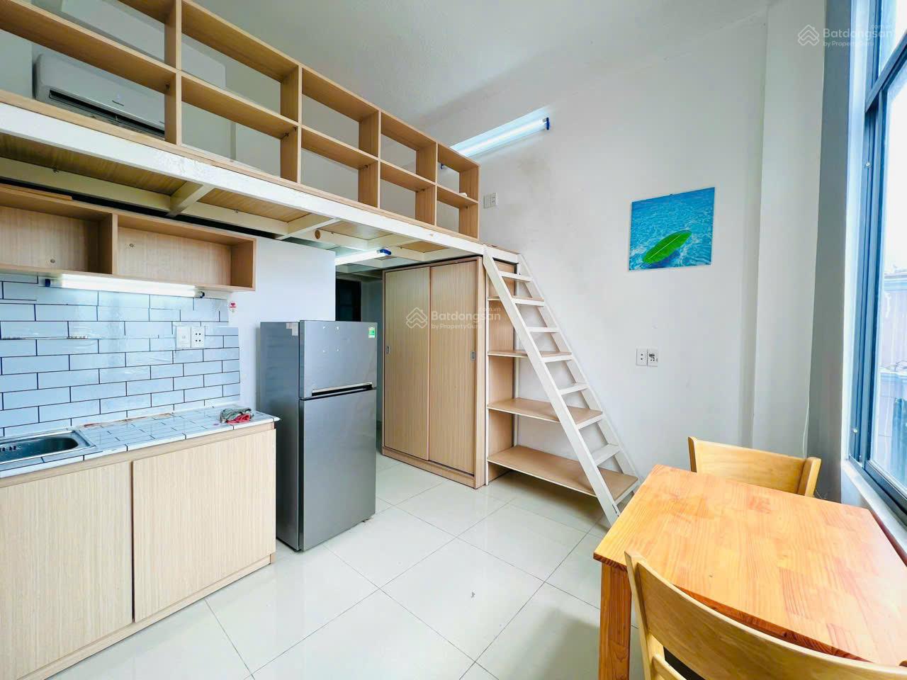 Phòng có gác (duplex) cửa sổ lớn full nội thất ở Lê Văn Duyệt gần cầu Bông, ĐH Hồng Bàng Bình Thạnh