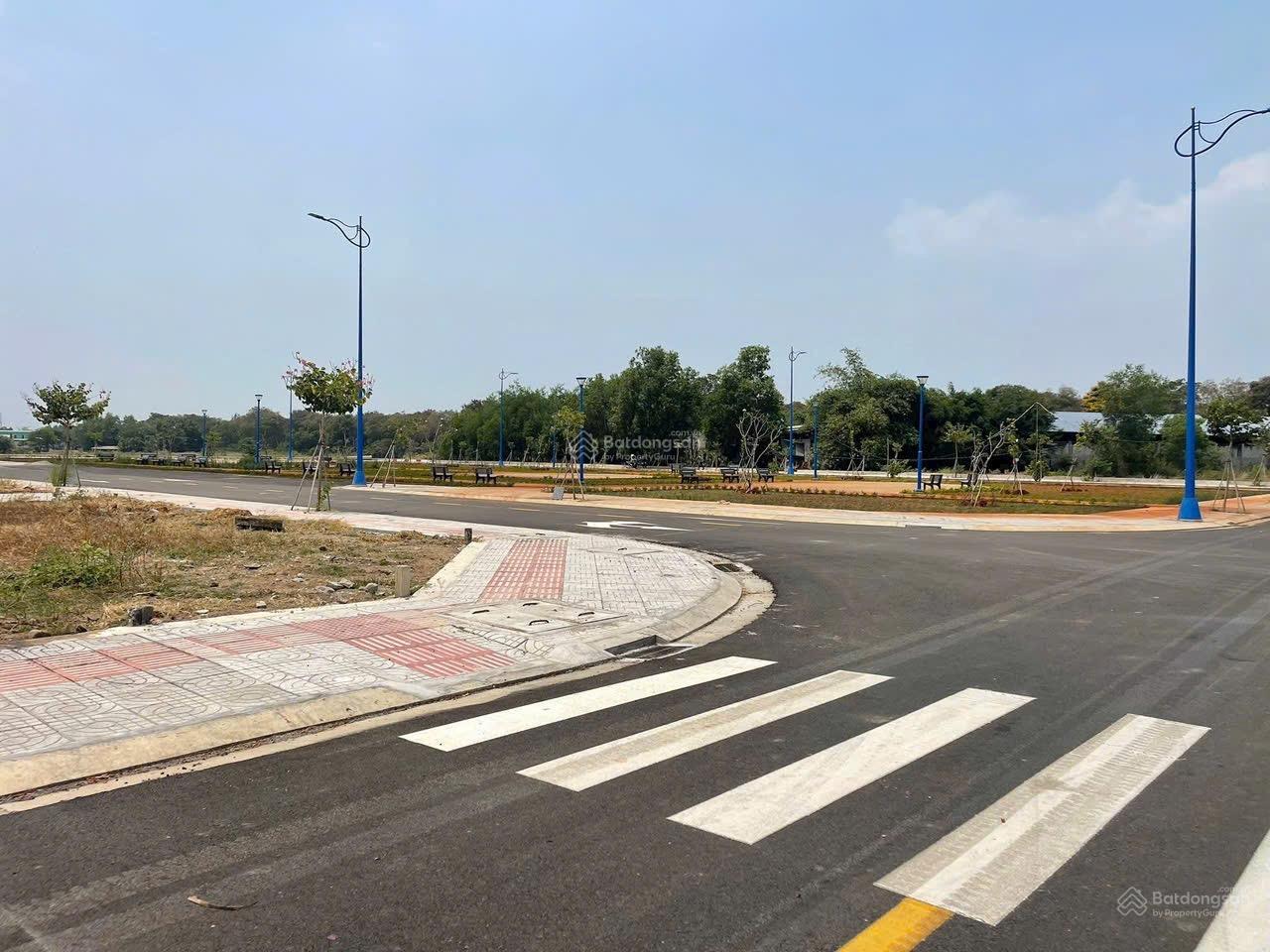 Chính chủ gửi bán gấp lô góc duy nhất tái định cư Hoà Long giá rẻ, 0373 105 *** Chính chủ gửi bán gấp lô góc duy nhất tái định cư Hoà Long giá rẻ, 0373 105 ***