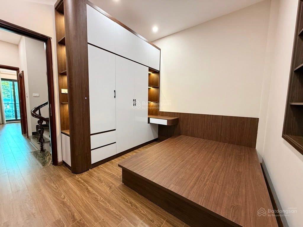 Bán Nhà Riêng tại Cương Ngô Tứ Hiệp, 7,3 tỷ, 42m2, 4PN, 4WC, 5 tầng