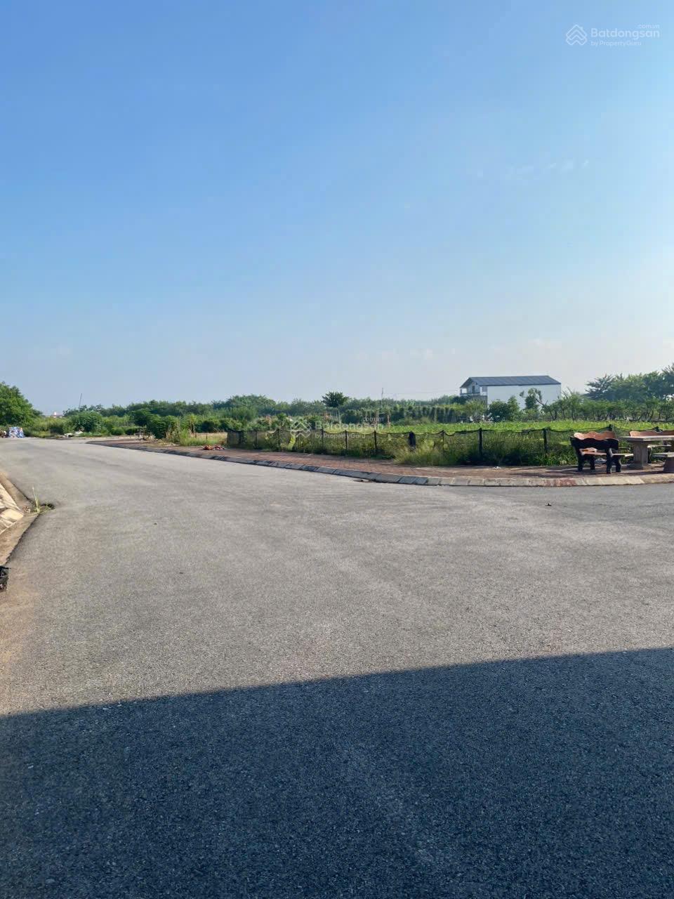 Hàng Cực Hiếm! Bán gấp đất đấu giá Liên Nghĩa- Văn Giang. DT 88,83m2. Mặt tiền 5m. Gần vành đai 4