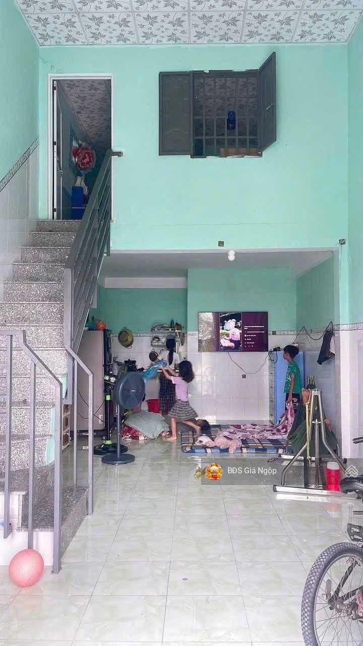 BÁN DÃY TRỌ 150m2, SÁT KCN MỸ PHƯỚC 3. Trong KDC kết hợp KCN Mỹ Phước 3 . Sỗ sẵn , full thổ cư