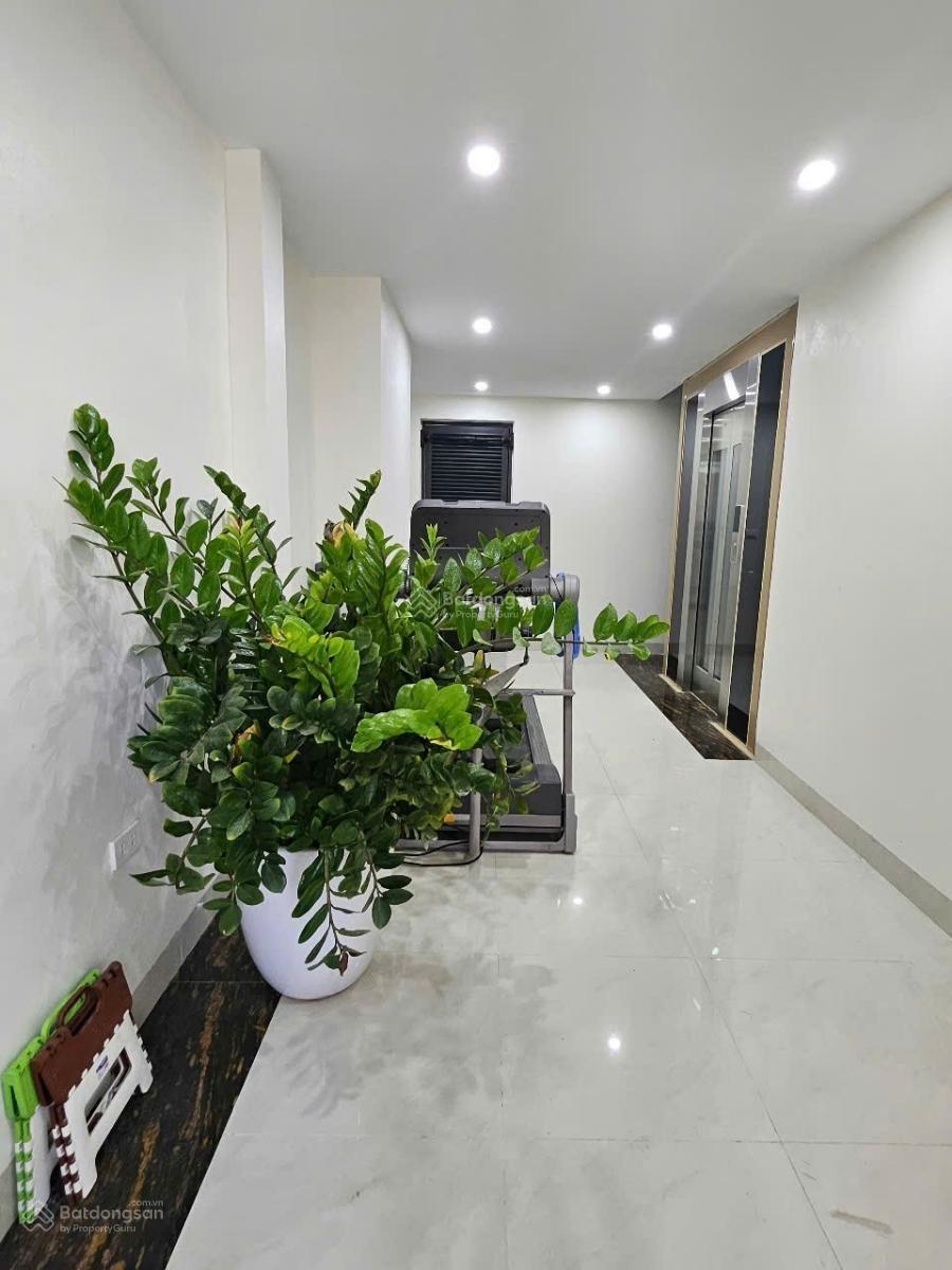 Bán gấp nhà 30m2x4tầng, 3PN, 4WC Xuân Thuỷ, gần Đại Học Sư Phạm. 3m ra oto tránh , 8,5 tỷ có TL