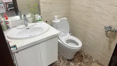 Cần cho thuê căn hộ ở CT2B Mễ Trì Hạ 85m2, 2pn, 2 wc giá 13.5tr/tháng nhà ở ngay