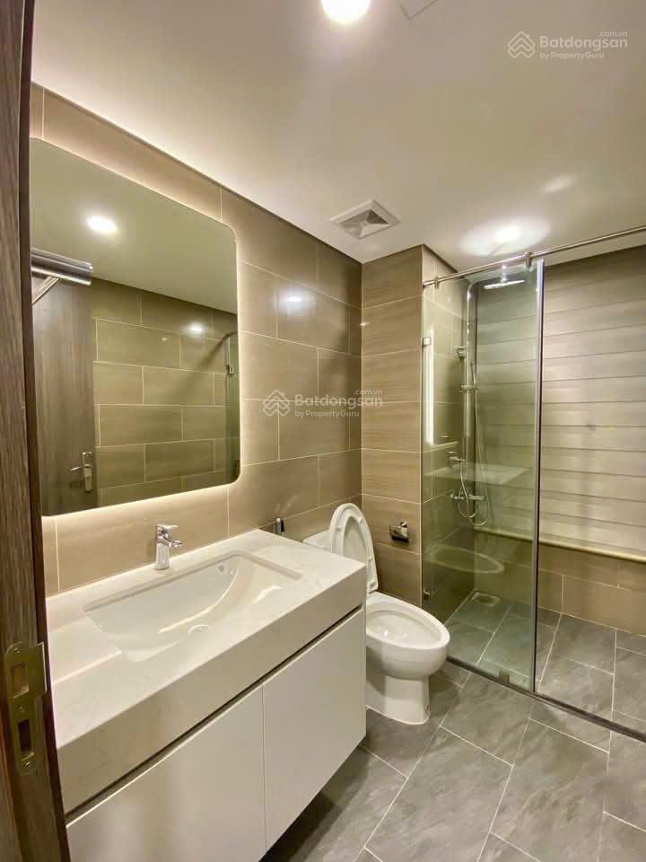 Chính chủ cần bán căn hộ chung cư N03T1 Ngoại Giao Đoàn - DT 100m2 ( 3PN) giá nhỉnh 8 tỷ- Tầng cao