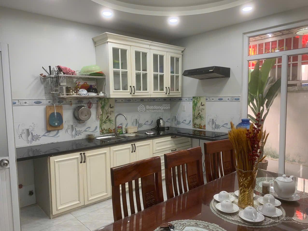 Bán Gấp Nhà Phố Hoàn Thiện Hoàn Công, Tặng Full Nội Thất Trong Trần Anh Riversides Giá Rẻ