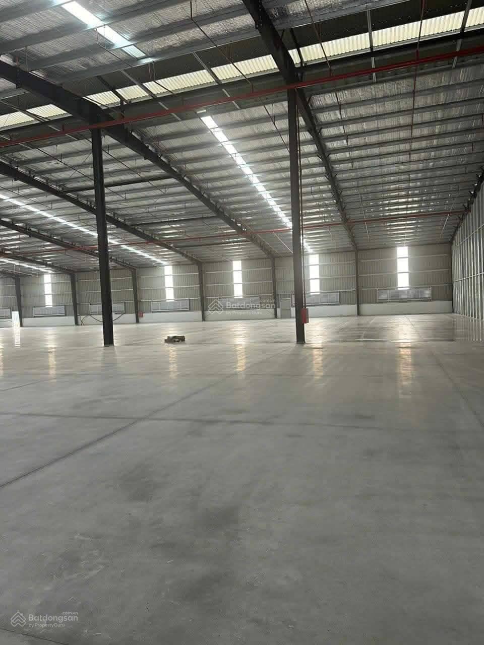 Cho thuê xưởng trong KCN Châu Đức, Bà Rịa Vũng Tàu, DT đất: 5808m2, DT xưởng: 2880m2. 90.825đ/m2/th