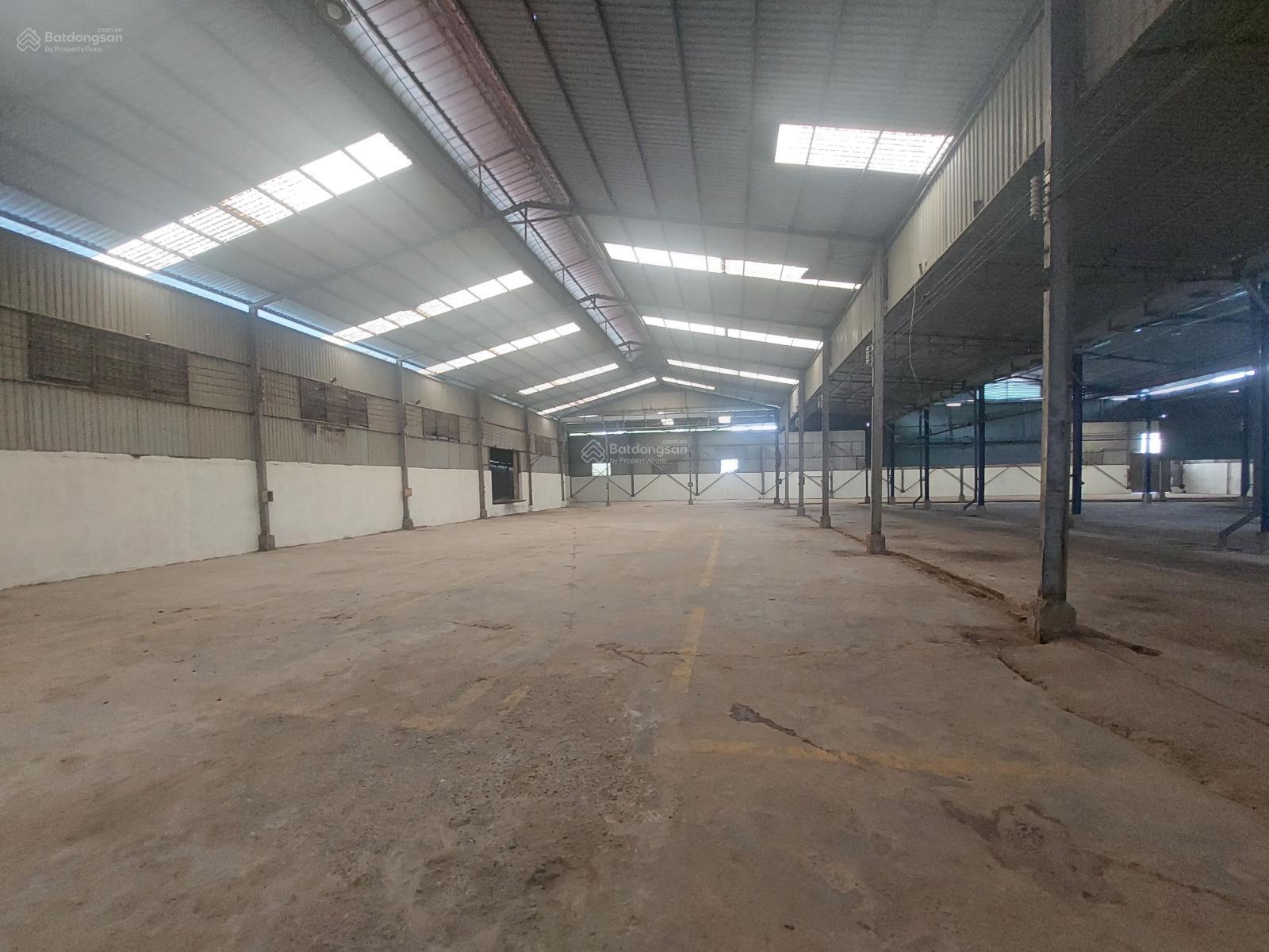 Cho thuê kho xưởng 5.500m2. Sản xuất đa nghề, Pccc vách tường, hồ sơ đầy đủ. Dĩ an, Bình Dương