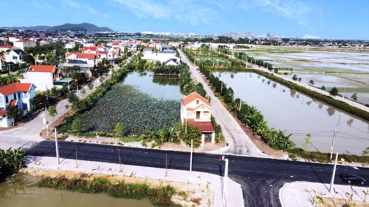 Lô đất 7.5m mặt tiền, trung tâm xã, gần nút giao cao tốc, giá chỉ 7.xtr/m2