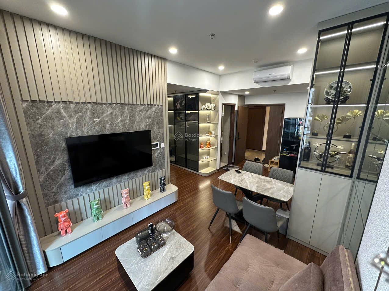 Căn rẻ chốt ngay! CH 1N + toà H1 tầng trung, view thoáng 43m2 NB - Giá bán chỉ 3 tỷ 020 bao phí