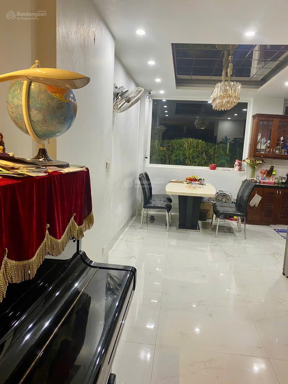 Nhà riêng ngay ngã 4 Khuất Duy Tiến - Tố Hữu 54m2 chỉ nhỉnh 18 tỷ Nhà riêng ngay ngã 4 Khuất Duy Tiến - Tố Hữu 54m2 chỉ nhỉnh 18 tỷ
