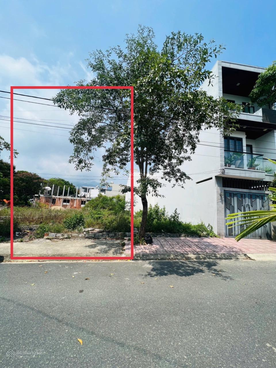 Còn lại 1 lô duy nhất khu TĐC Đất Lành Nha Trang 90 m2 ngang 4,5m bán 2.9 tỷ phù hợp ở, đầu tư