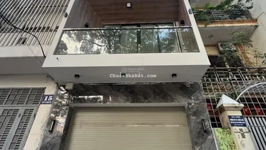 Hạ Chào 1 tỷ 5 - Phân lô Nguyễn Chí Thanh - 45m2, 5 tầng - Ô tô cất gara - Dòng tiền cho thuê ổn.