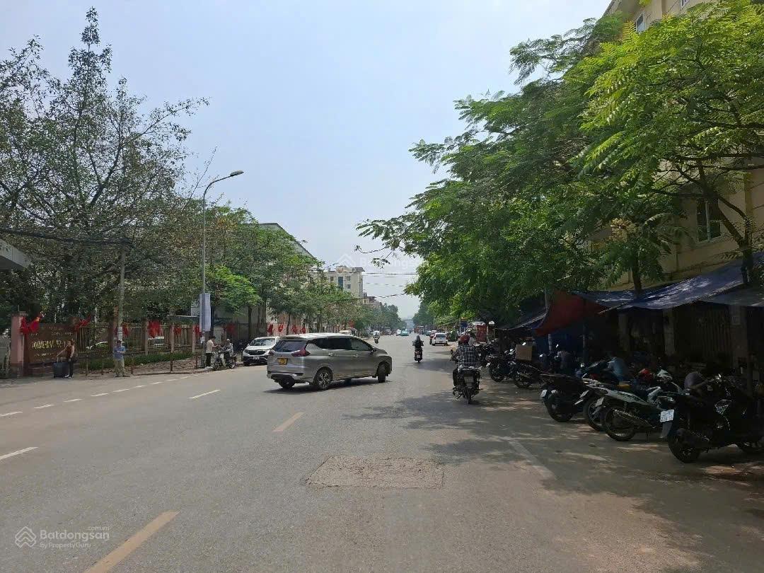 Bán nhà riêng tại ngõ 1 đường Phố Viên, 10,6 tỷ, 79m2 Bán nhà riêng tại ngõ 1 đường Phố Viên, 10,6 tỷ, 79m2
