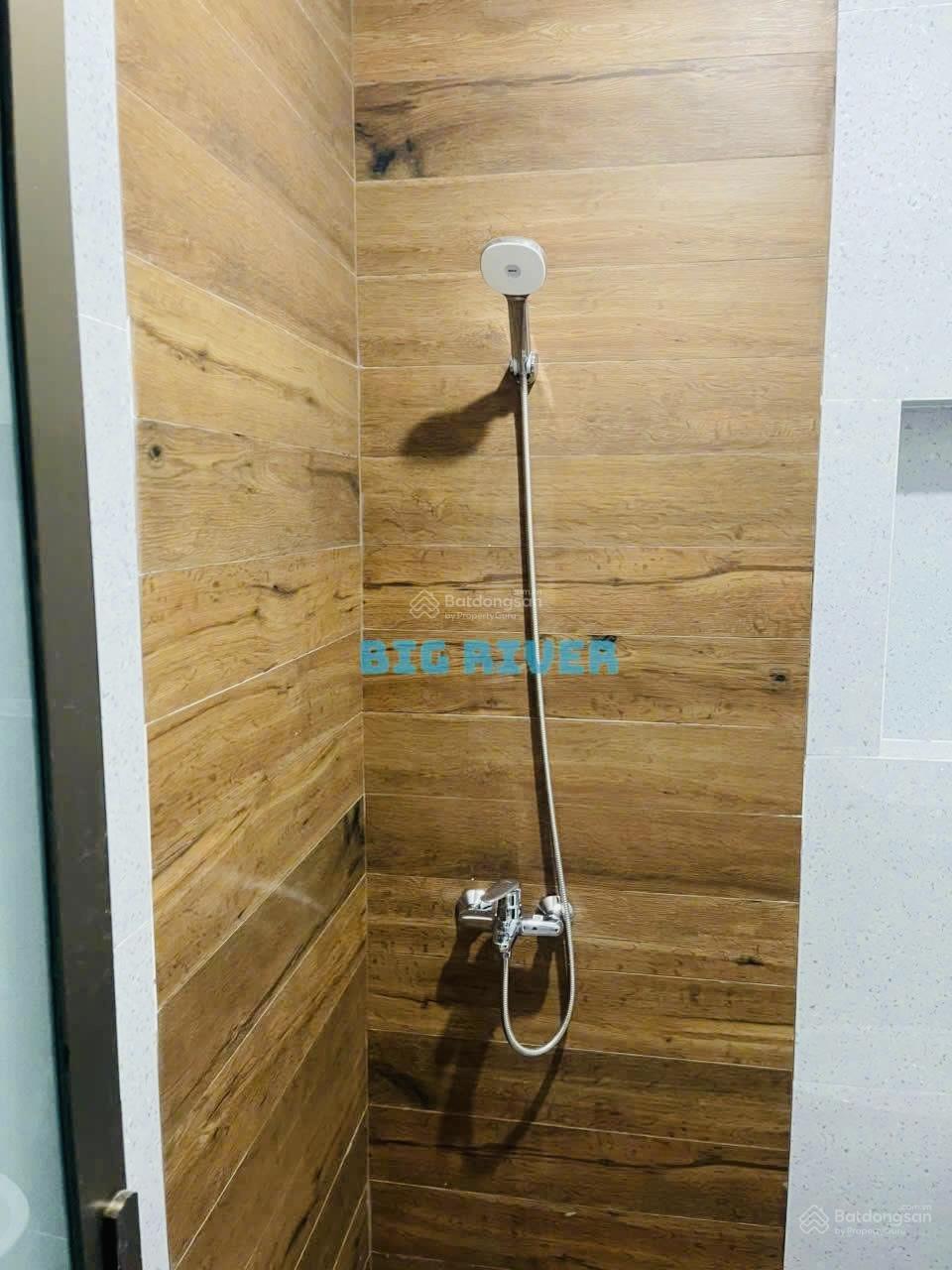 Bán tòa căn hộ dòng tiền 70 triệu/tháng. Có 17 phòng, Có thang máy và phòng cháy chữa cháy