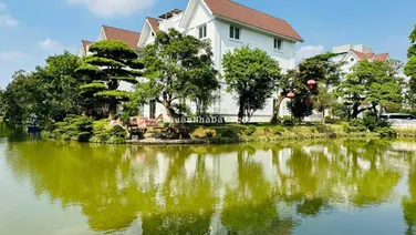 Bán BT ĐƠN LẬP, Lô Góc Vinhomes Riverside Long Biên - 320m2 2 căn thông - full nội thất, giá 101 tỷ