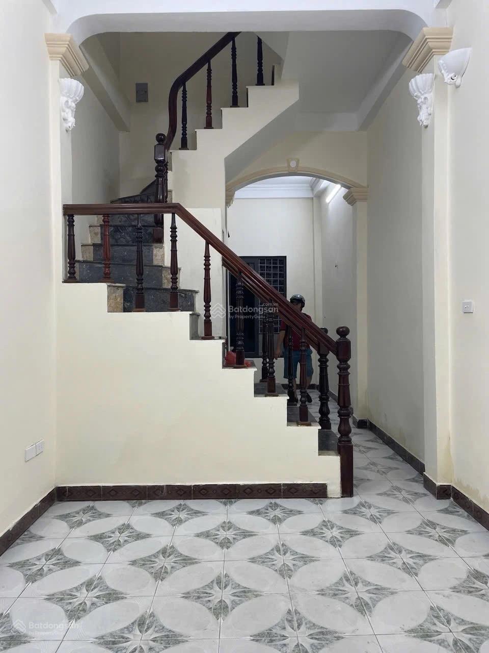 Nhà đẹp Khương Trung - 39m2 sử dụng - 4 tầng chắc chắn - gần hồ - gần ô tô - giá 6 tỷ