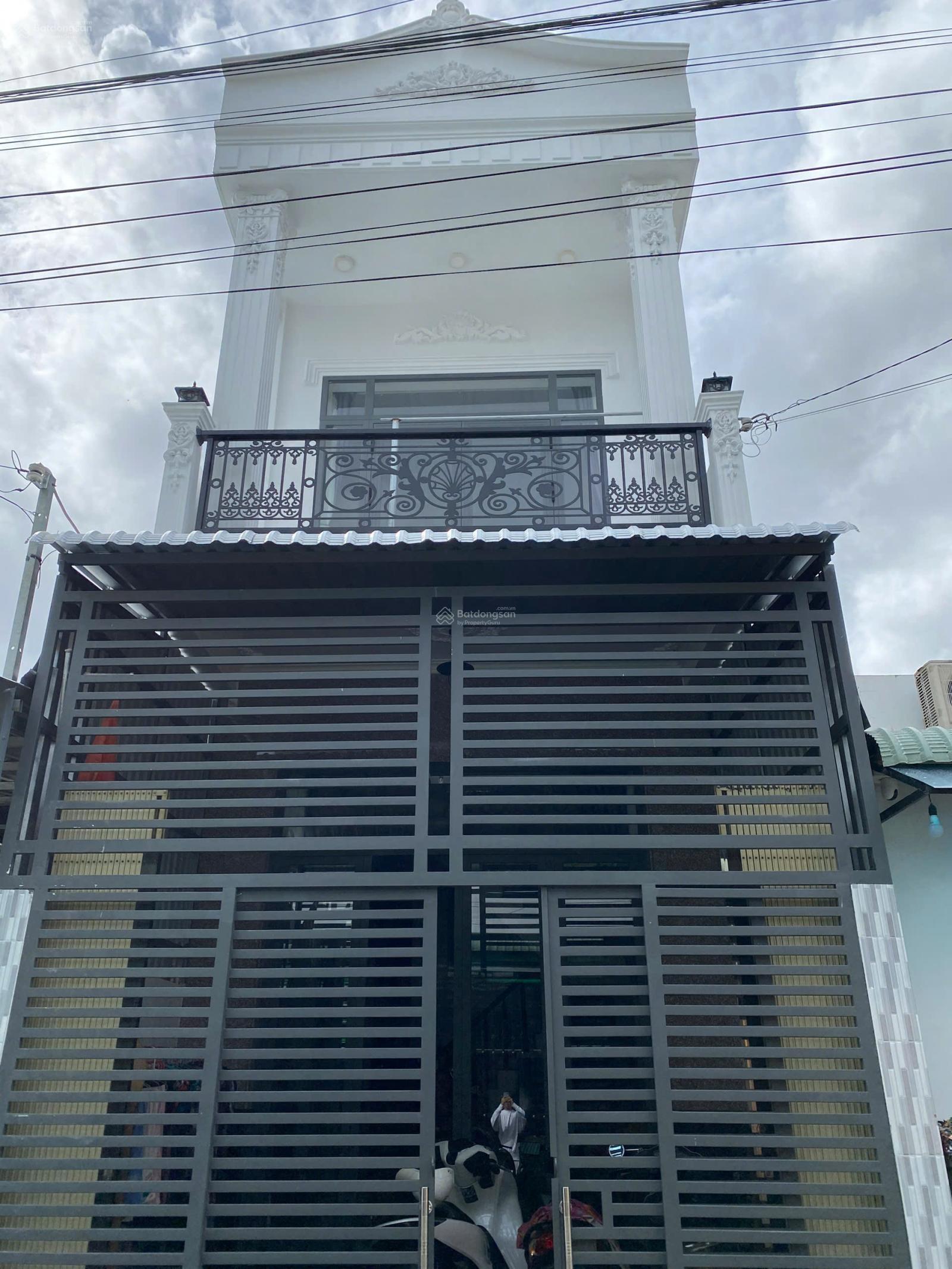 Chính chủ cần bán nhà ngay chợ P. 5 giá thương lượng 3 tỷ xx Chính chủ cần bán nhà ngay chợ P. 5 giá thương lượng 3 tỷ xx