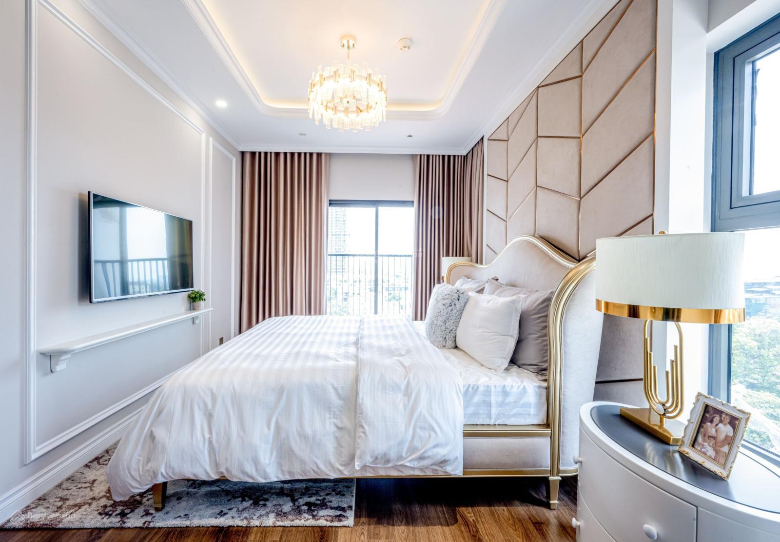 Bán tầng đẹp 3PN hướng mát, kí HĐMB CĐT, vào ở ngay được, full nội thất liền tường cc Bán tầng đẹp 3PN hướng mát, kí HĐMB CĐT, vào ở ngay được, full nội thất liền tường cc