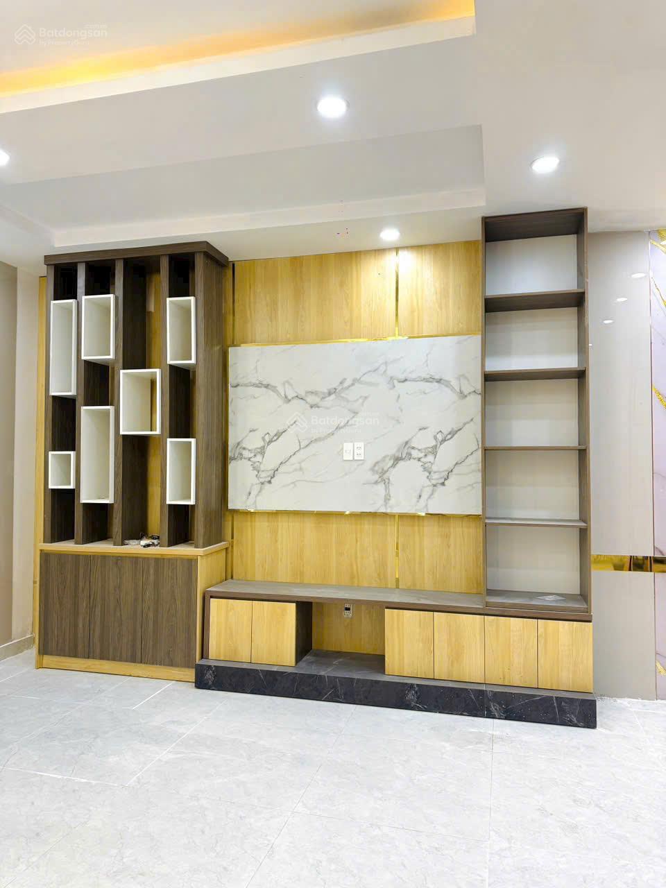 cần ra gấp căn nhà khu đô thị phúc an city