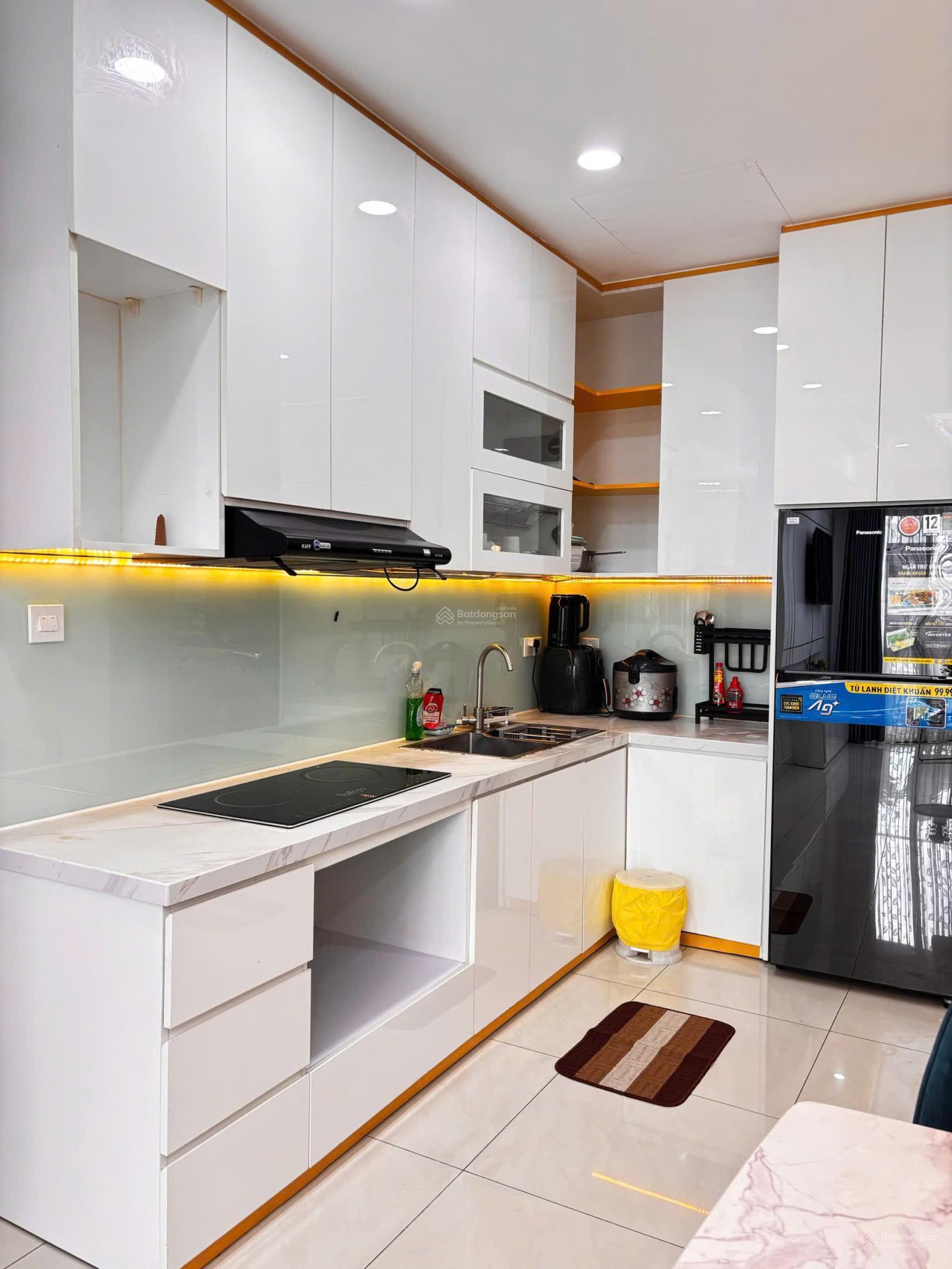 Cần bán CH 71m2, khu Emerald Celadon City Tân Phú, liên hệ: 0909 671 *** Bình