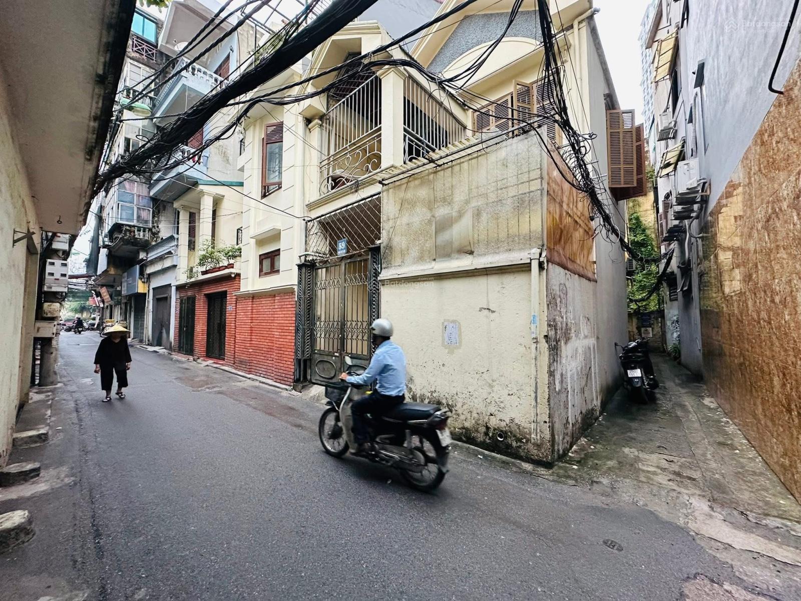 Mặt phố Cự Lộc - Lô góc 3 thoáng - Gần Royal City - 80m2, mặt tiền 5.2m,Giá 2x tỷ -Cơ hội vàng!