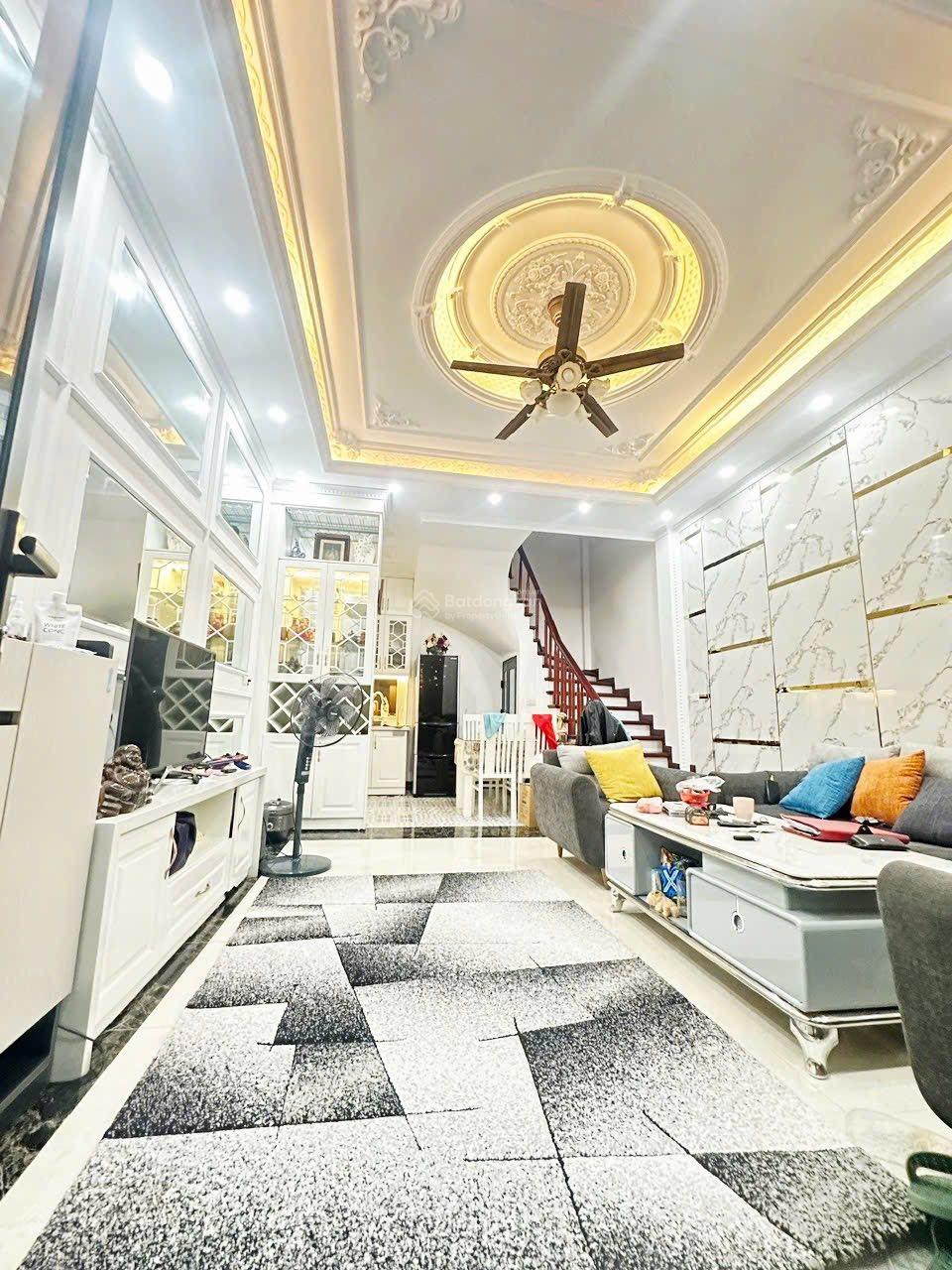 Bán nhà Ngô Thì Nhậm La Khê Hà Đông, Ô tô ngủ trong nhà tránh đỗ cạnh nhà Giá chỉ 10,2 tỷ, 53m2
