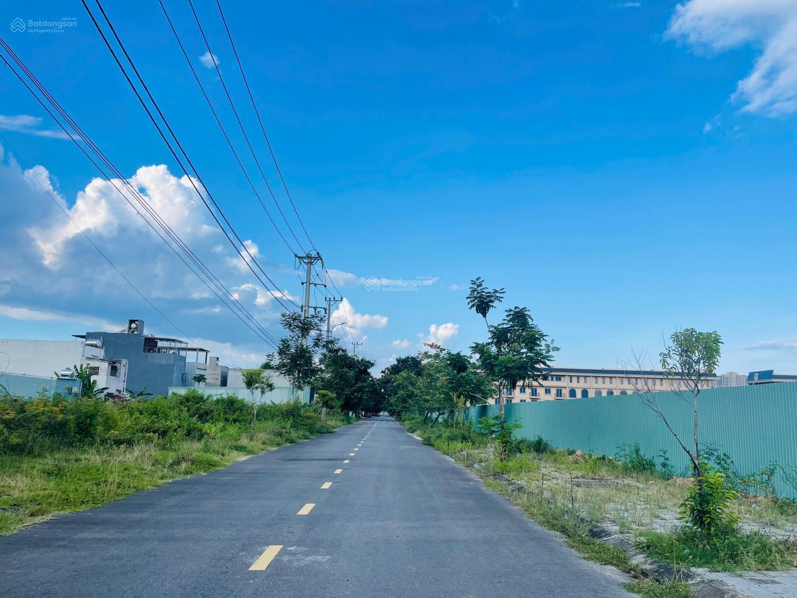 Hàng đẹp - Chào bán mặt tiền Trương Công Huấn, view công viên thuộc Liên Chiểu cũ, giá tốt đầu tư
