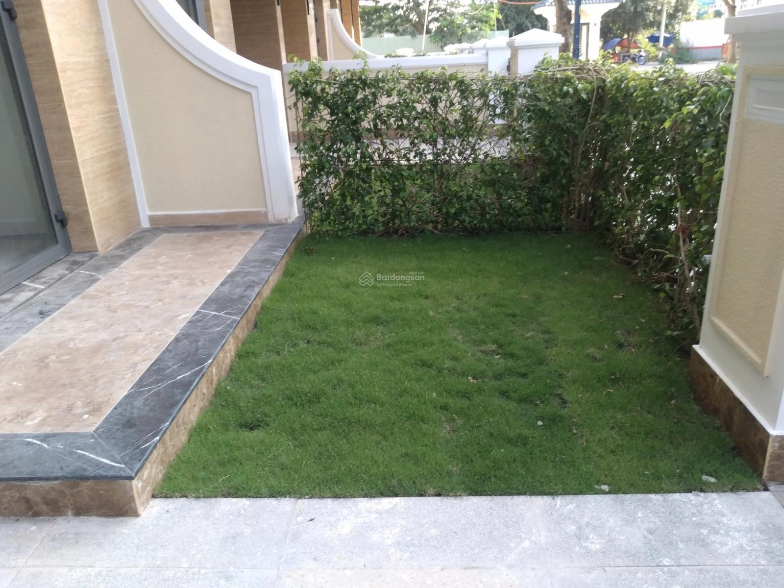 Cần bán nhanh căn Verosa Park DT 6x22.5m nhà thô - Hàng hiếm - xây 1 trệt 3 lầu . Căn ngay hồ bơi. Cần bán nhanh căn Verosa Park DT 6x22.5m nhà thô - Hàng hiếm - xây 1 trệt 3 lầu . Căn ngay hồ bơi.