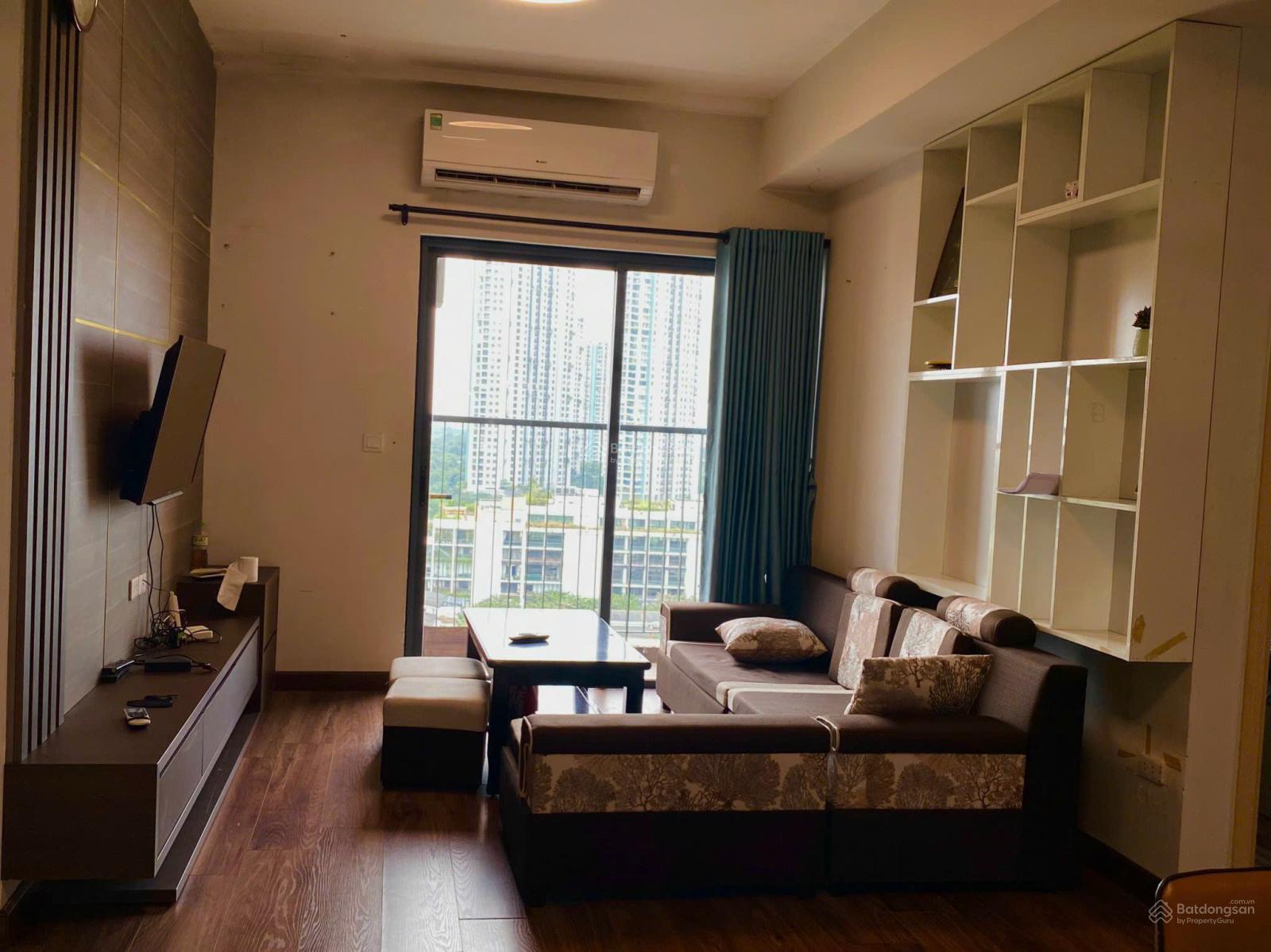 Chính chủ bán nhanh căn 3 ngủ tòa C Westbay Ecopark, đủ đồ đẹp, giá chỉ 4.9 tỷ. LH 0979 981 ***