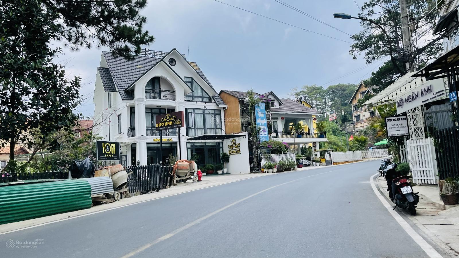 Bán Nhà Phố Đã Hoàn Công Đường ô tô 8 mét rộng, giao thông thuận tiện Đang Cho Thuê 16Tr/Tháng