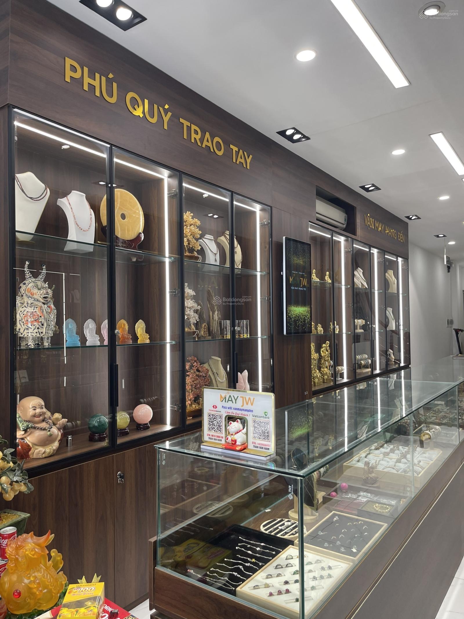 Cho thuê nhà mặt phố Trần Đăng Ninh, DT 40m2 * 6 tầng , có thang máy , giá 40tr/tháng