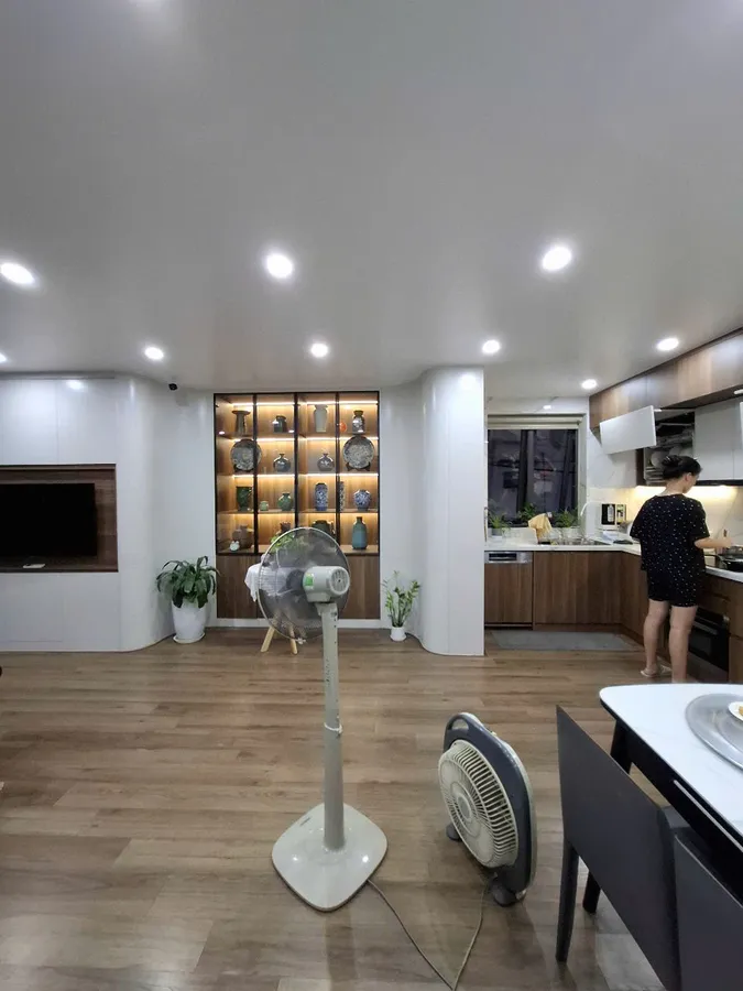 Bán nhà mới Nguyễn Phong Sắc, Cầu Giấy, 60m2, 20 tỷ, thang máy, lô góc, kinh doanh, ôtô, vỉa hè