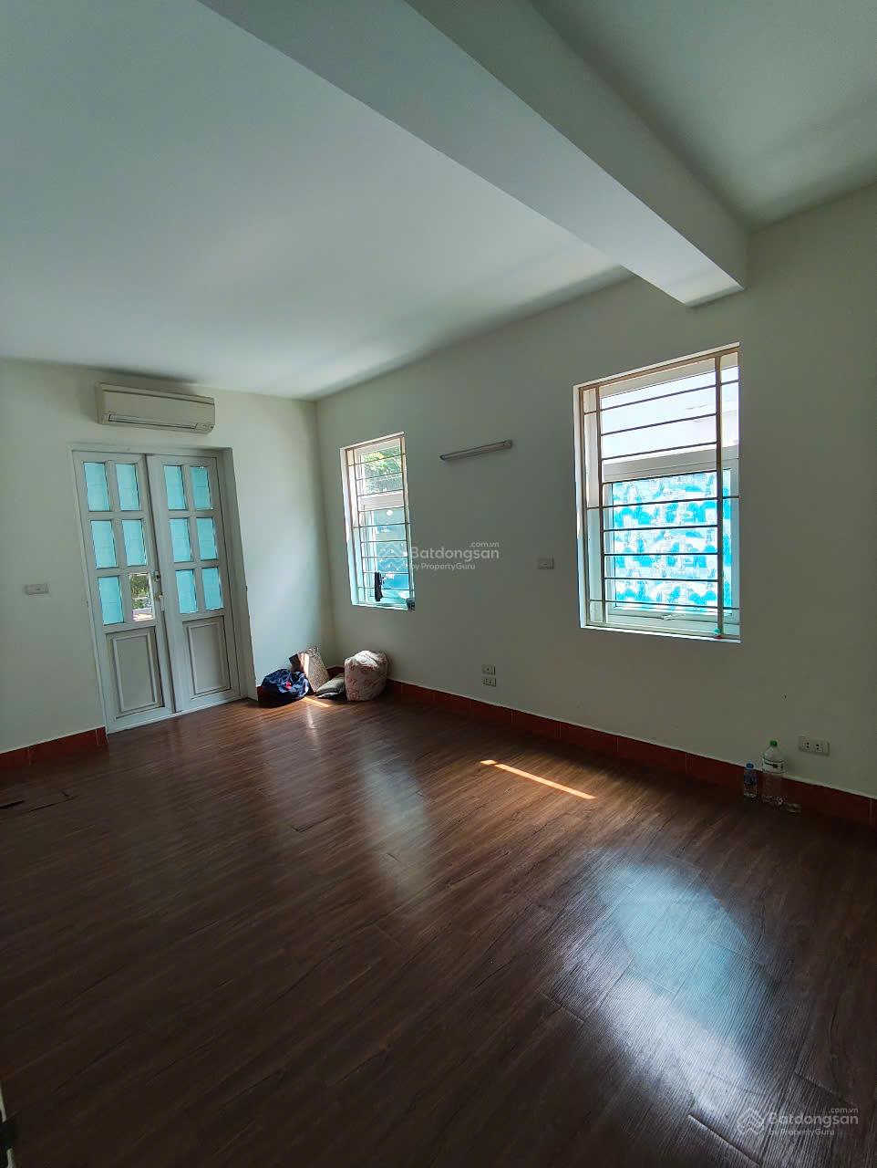 CHO THUÊ NHÀ RIÊNG KĐT VĂN QUÁN - LÔ GÓC 2 MẶT TIỀN ĐƯỜNG - Ô TÔ TRÁNH - 5 PHÒNG