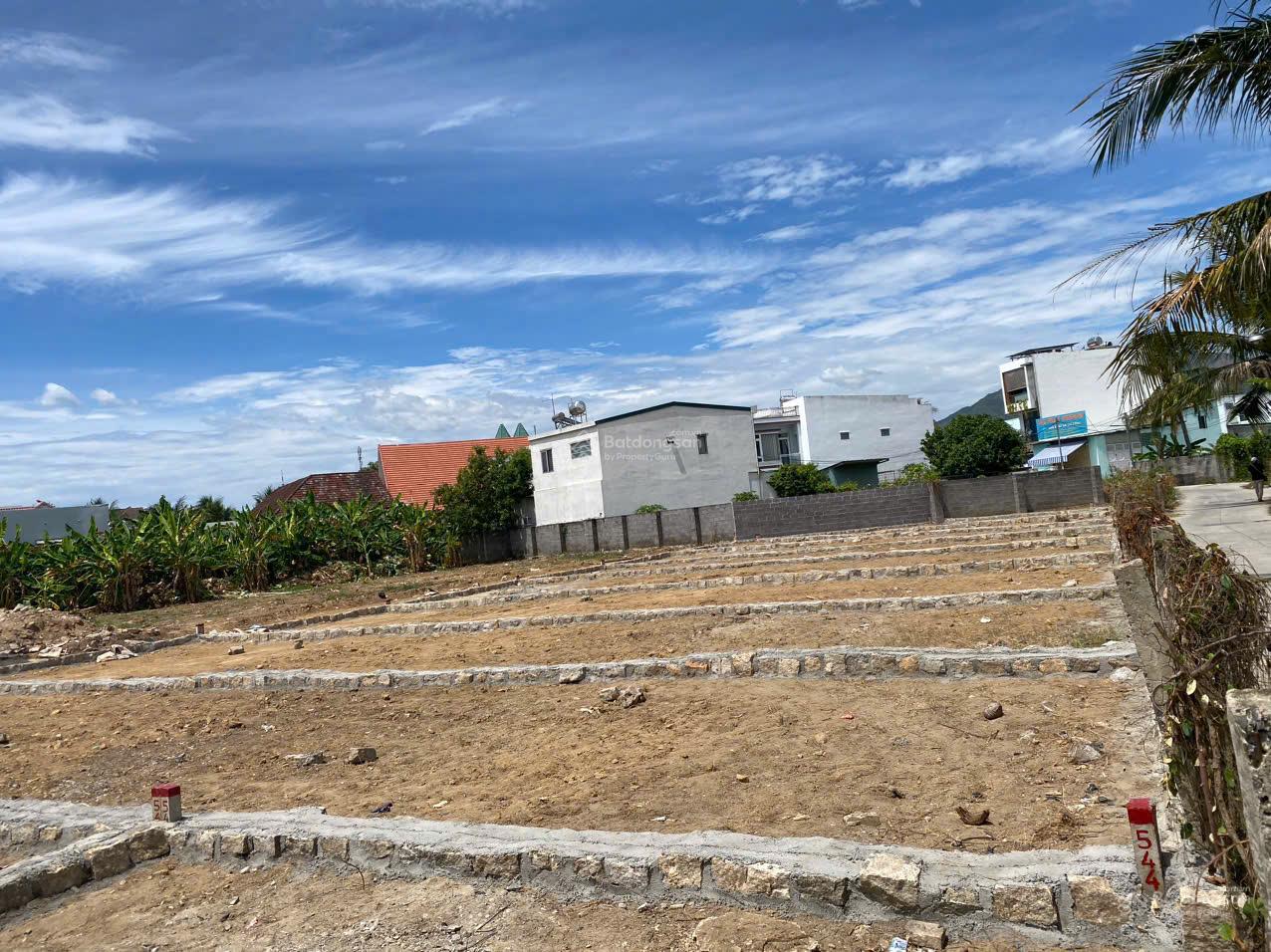 Mở bán đất MT Liên Hoa - MT Cầu Bè P. Tây Nha Trang