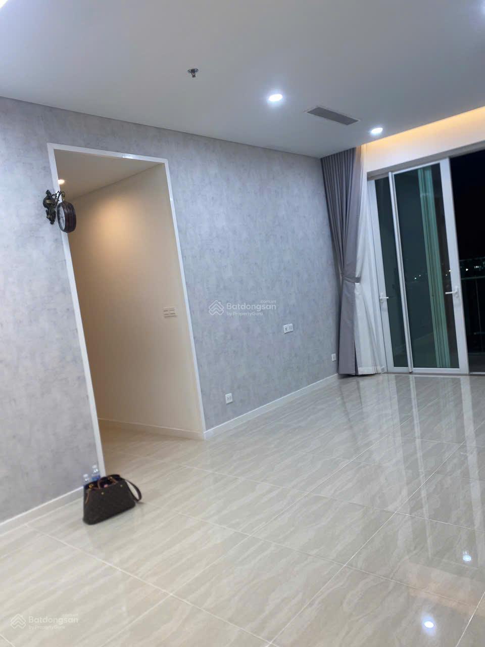 CHO THUÊ 3PN SADORA KHÔNG NỘI THẤT GIÁ 28 TRIỆU/THÁNG VÀO Ở NGAY