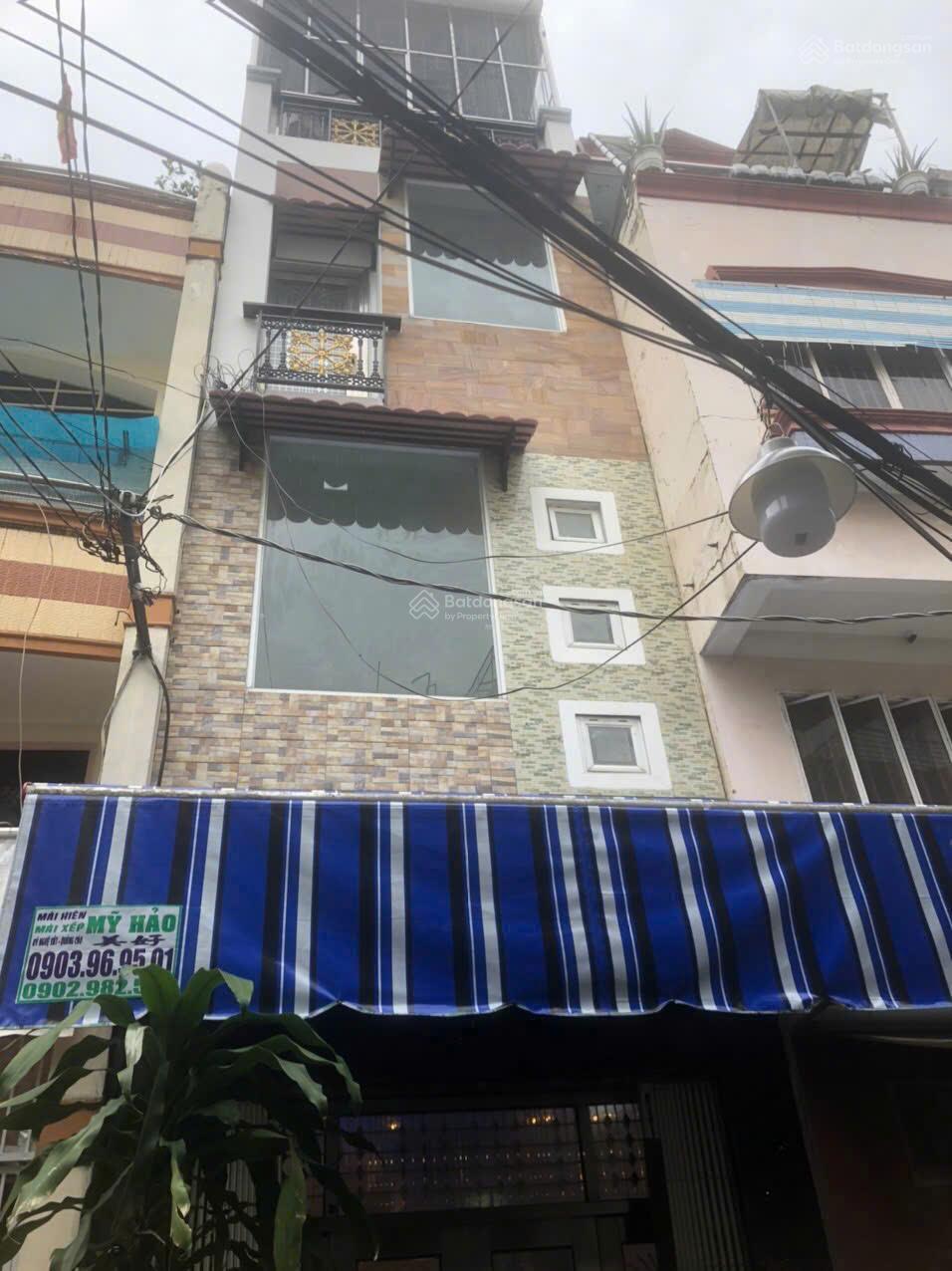 Bán nhà Phường 5 Quận 3, Nguyễn Thị Minh Khai, 3 lầu, sân thượng, 5pn 3wc, nhà mới vào ở ngay