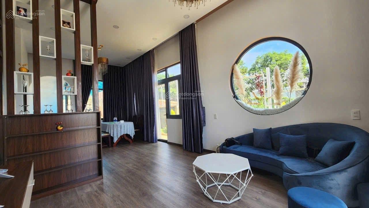 BÁN NHÀ FULL NỘI THẤT TẠI NAM BAN  NAM HÀ CŨ 500m2 chỉ 2.5 tỷ