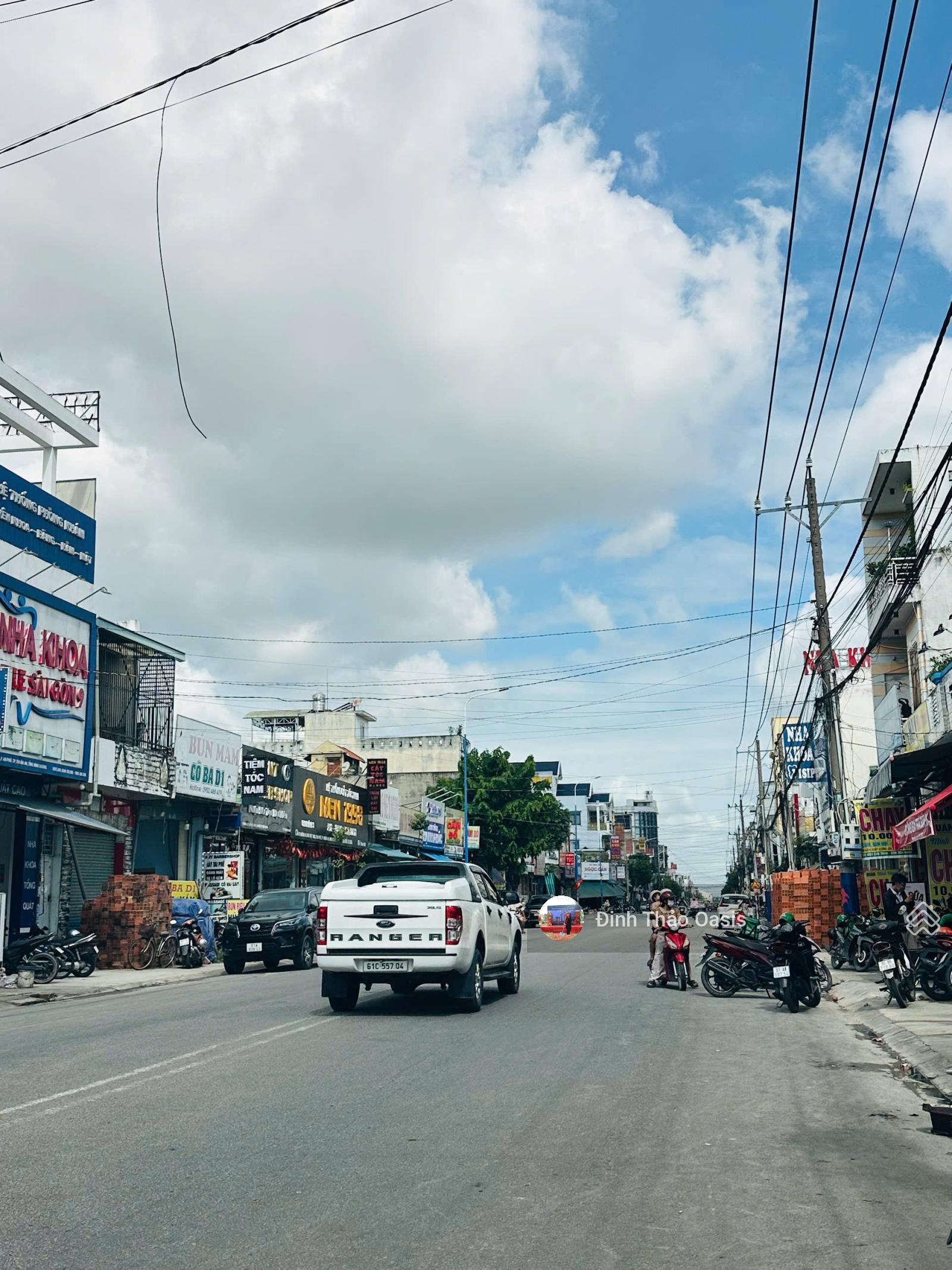 Hạ giá bán cặp đất 200m2 giá chỉ 13,3 tỷ tại đường D1 Khu dân cư Việt Sing, Thuận An, BD Hạ giá bán cặp đất 200m2 giá chỉ 13,3 tỷ tại đường D1 Khu dân cư Việt Sing, Thuận An, BD