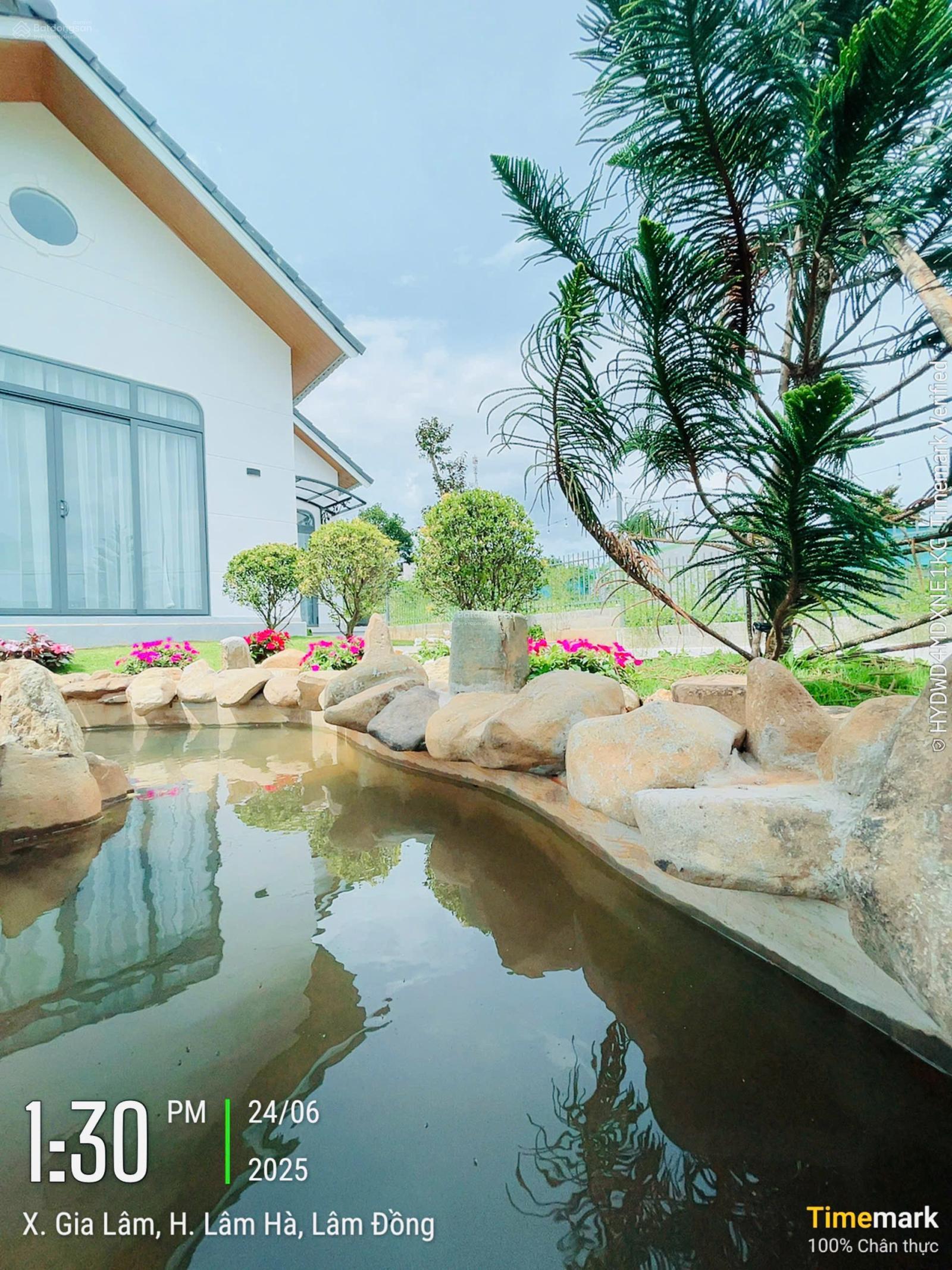 Nhà nghỉ dưỡng sân vườn ngoại ô Đà Lạt, full nội thất cơ bản, không gian bình yên